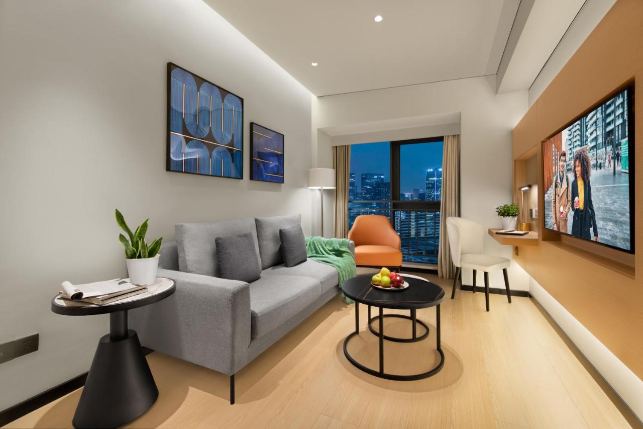 Citadines Gaoxin Chengdu Aparthotel Bagian luar foto
